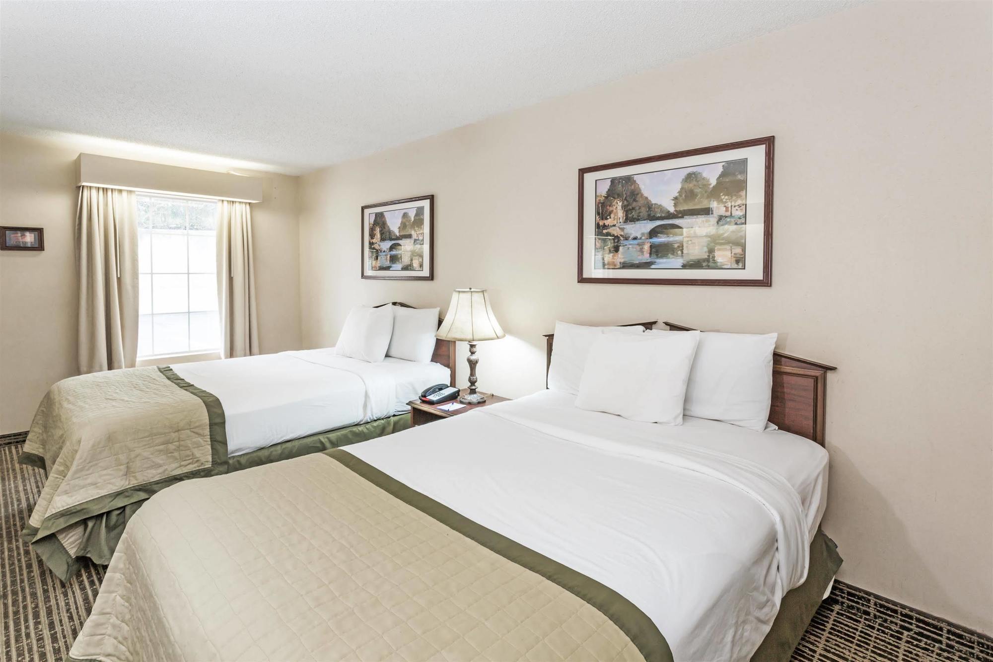 Baymont By Wyndham Valdosta At Valdosta Mall Buitenkant foto