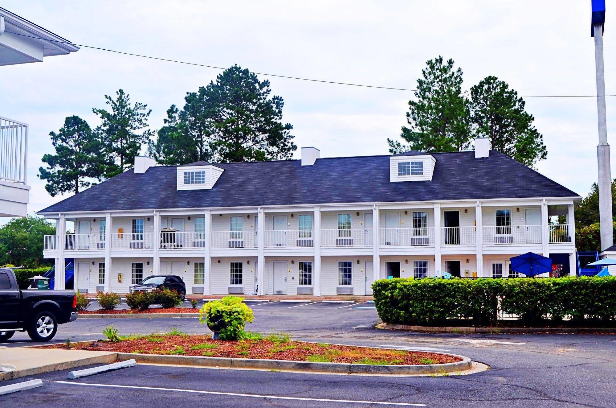 Baymont By Wyndham Valdosta At Valdosta Mall Buitenkant foto